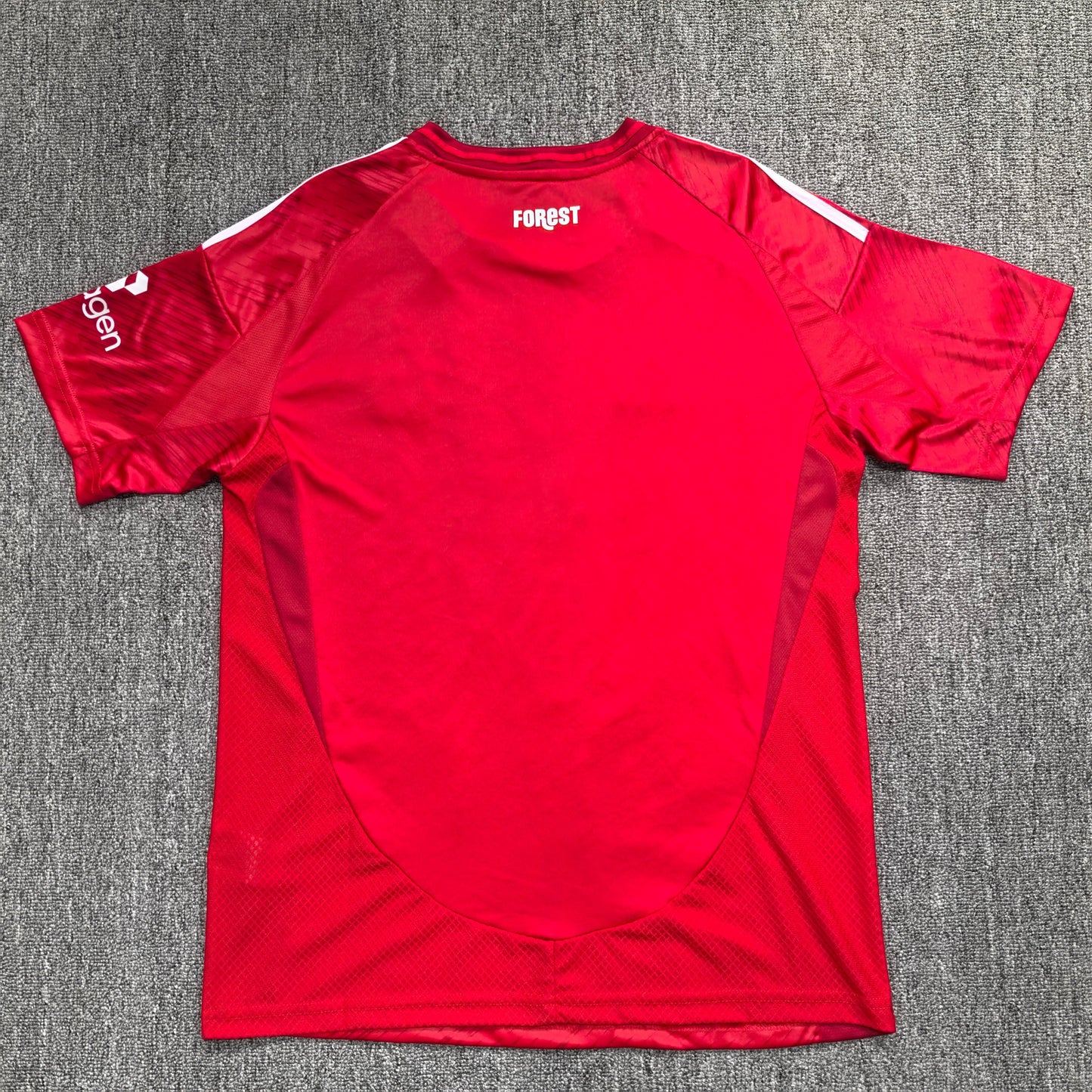 Maillot Nottingham Forest Domicile 2024-2025