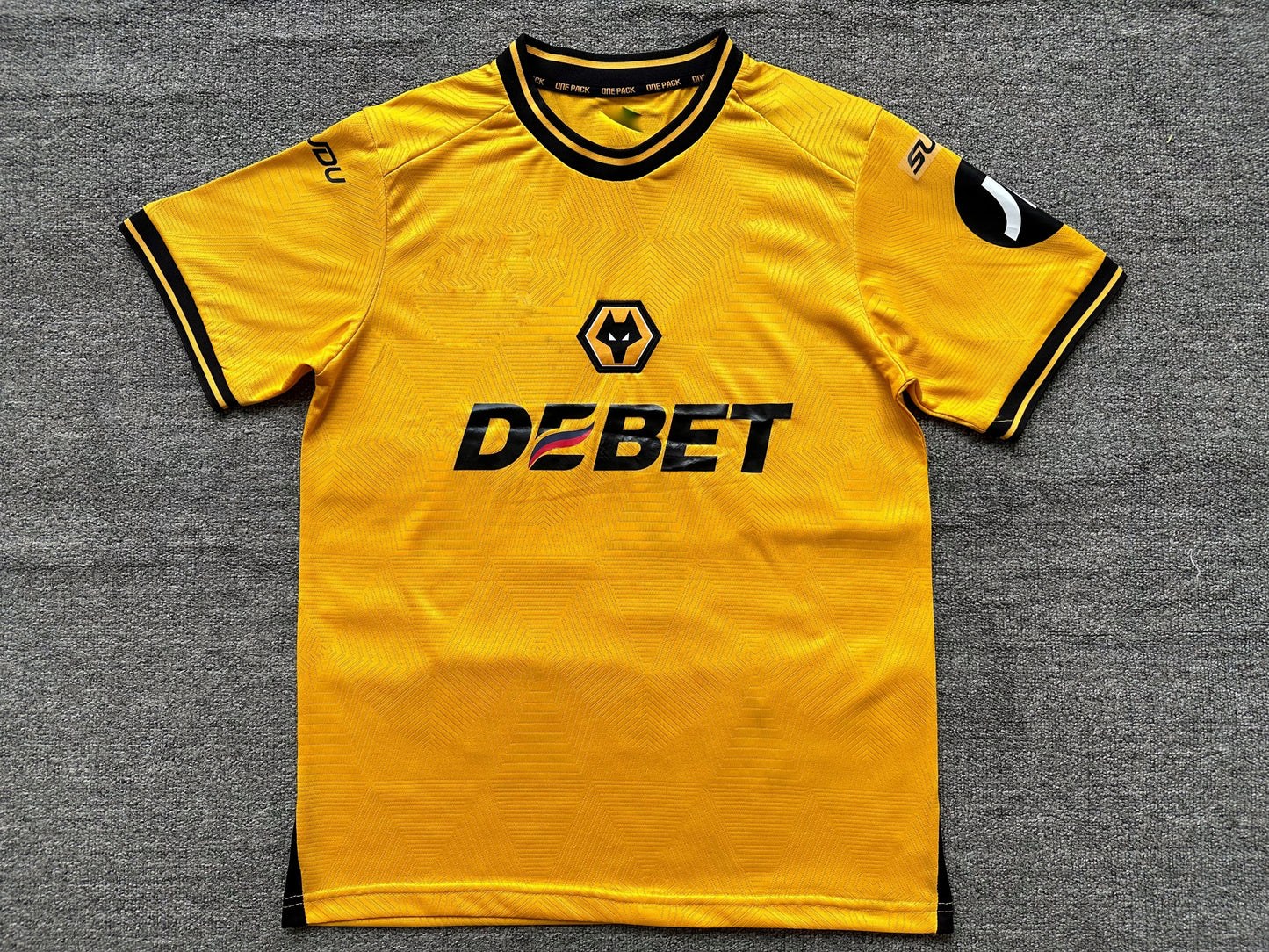 Maillot Domicile Wolverhampton 2024-2025