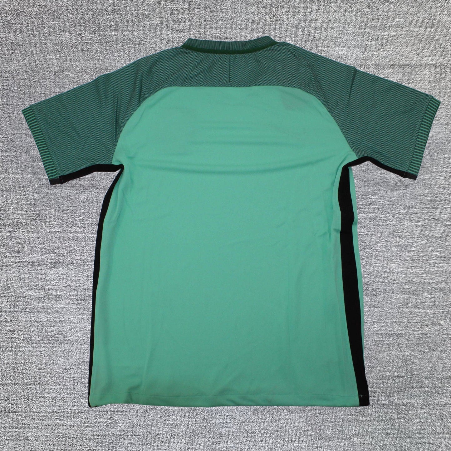 Maillot Portugal Retro Extérieur 2016-2017